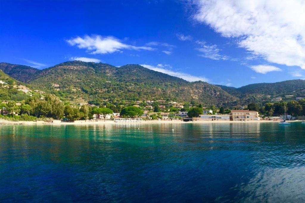 Hotel Beau Soleil Ле-Лаванду Экстерьер фото